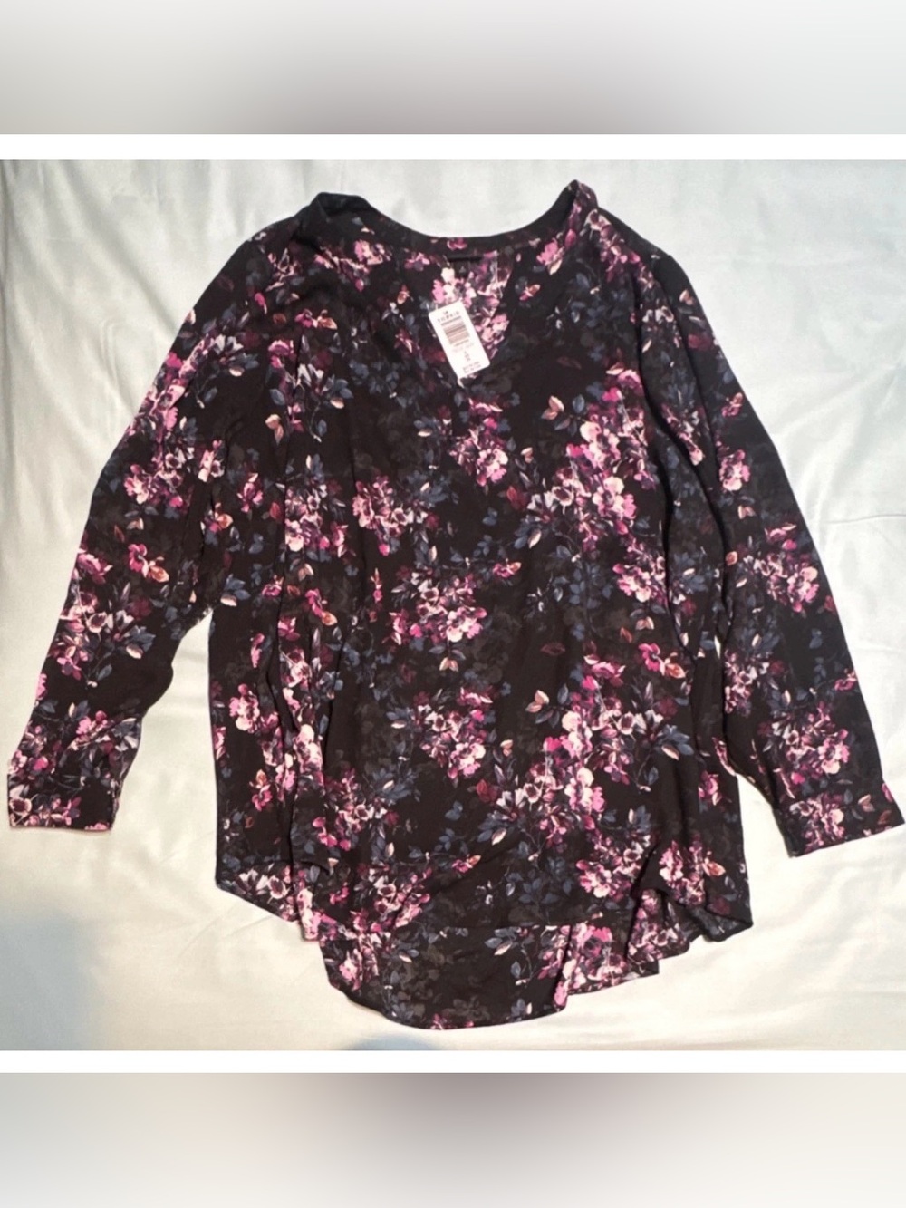 Torrid Floral V-Neck Long Sleeve Blouse 4X Plus Black Pink Purple Blue Polyester
